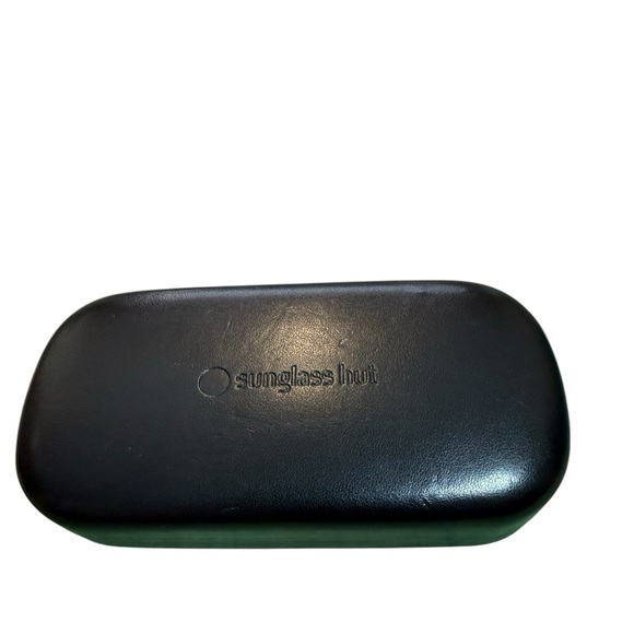 Sunglass Hut Black Glasses Case - Picture 1 of 3